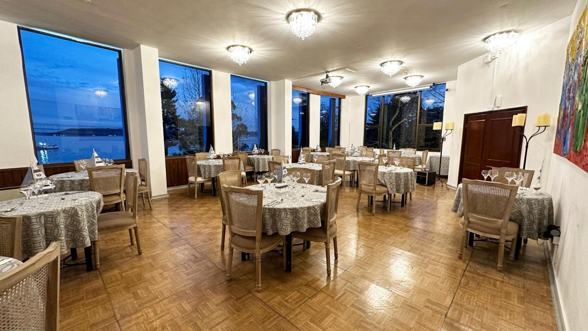 Gran Hotel Versalles Puerto Montt Bagian luar foto
